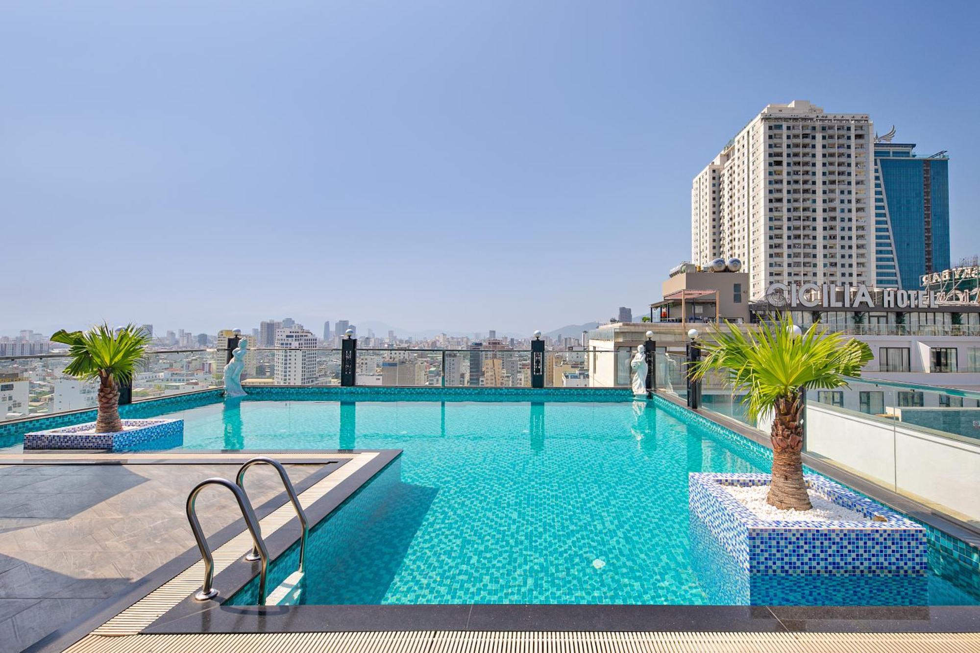 The Sail Hotel - My Khe Beach Da Nang Exterior photo