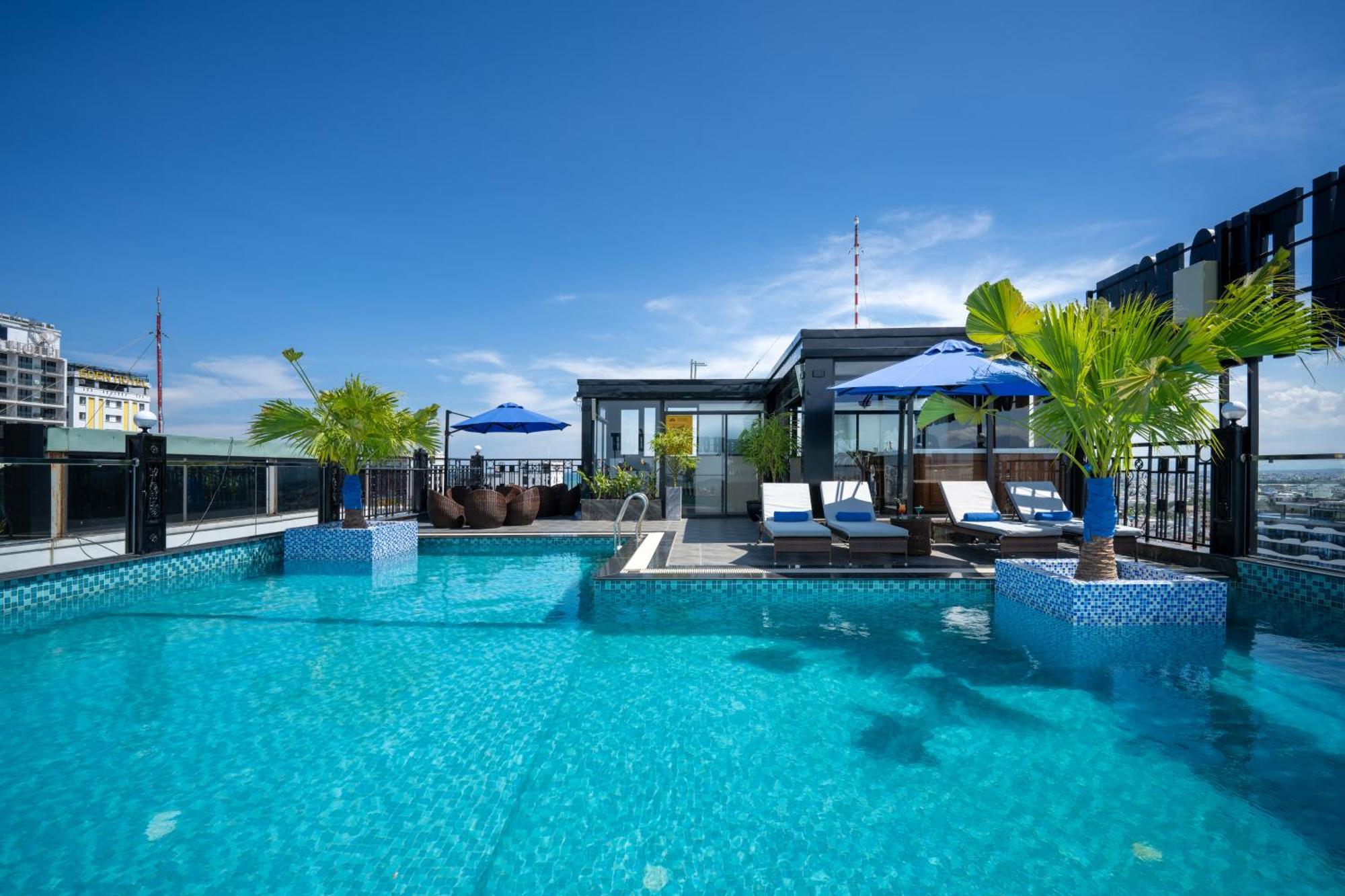 The Sail Hotel - My Khe Beach Da Nang Exterior photo